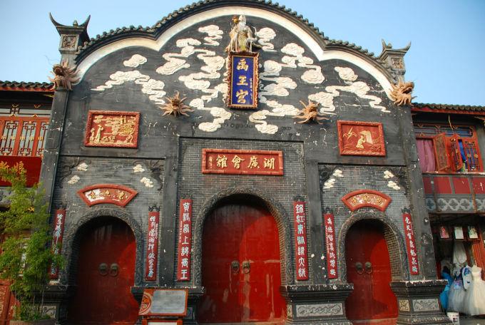 朱温麾下大将，为他打下一半江山，却是朱梁王朝覆灭的罪魁祸首